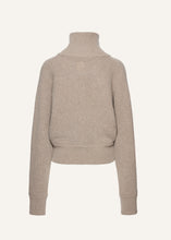 Load image into Gallery viewer, AW25 KNITWEAR 09 SWEATER BEIGE
