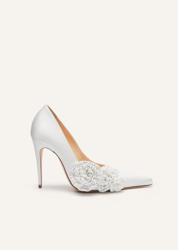 AW23 PUMPS SATIN CREAM PATCH CRYSTALS