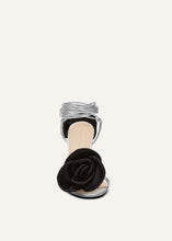 Load image into Gallery viewer, AW24 FLOWER SHOES LEATHER SILVER
