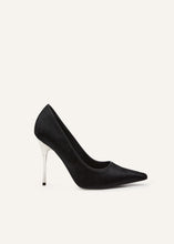 Load image into Gallery viewer, AW24 PUMPS PONY BLACK
