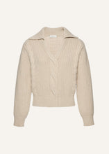 Load image into Gallery viewer, AW25 KNITWEAR 03 SWEATER BEIGE
