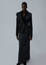 Load image into Gallery viewer, Fur-collar shearling jacket in black
