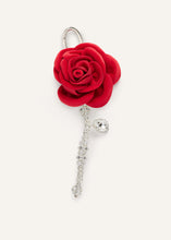 Load image into Gallery viewer, Velvet rose keychain in silver
