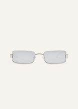 Load image into Gallery viewer, A certain nostalgia&#39; rectangle sunglasses in silver
