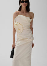 Load image into Gallery viewer, PF24 EXCLUSIVE DRESS 12 CREAM
