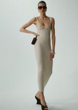 Load image into Gallery viewer, PF24 KNITWEAR 20 DRESS CREAM
