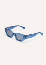 Load image into Gallery viewer, PF24 SUNGLASSES MAGDA 4C9SUN BLUE
