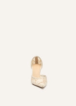 Load image into Gallery viewer, PF25 PUMPS CROCHET CREAM
