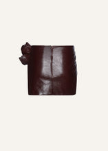 Load image into Gallery viewer, Draped leather mini skirt in burgundy
