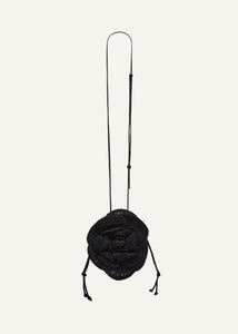 Magda bag pearl strap in black crochet