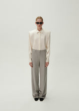Load image into Gallery viewer, Wide leg tailored pants in grey
