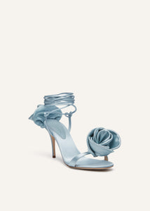 Double flower heel sandals in blue