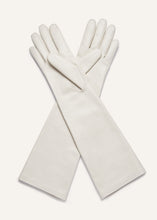 Load image into Gallery viewer, RE24 LEATHER 13 GLOVES CREAM
