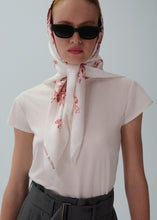 Load image into Gallery viewer, Rose print scarf in white
