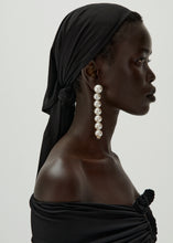Load image into Gallery viewer, SS24 EARRINGS 12 WHITE
