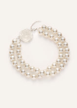 Load image into Gallery viewer, Double pearl choker with rose
