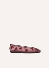 Load image into Gallery viewer, SS25 BALLET FLATS EMBROIDERY BURGUNDY
