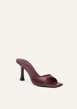 Load image into Gallery viewer, SS25 ESTONIA HEELS BURGUNDY

