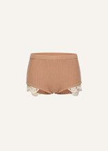 Load image into Gallery viewer, SS25 KNITWEAR 08 SHORTS CARAMEL

