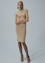 Load image into Gallery viewer, SS25 KNITWEAR 16 DRESS BEIGE
