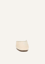 Load image into Gallery viewer, SS25 MULE FLATS CREAM
