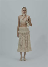 Load and play video in Gallery viewer, PF25 CROCHET 04 SKIRT CREAM
