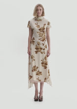 Load and play video in Gallery viewer, RE26 DRESS 05 CREAM PRINT

