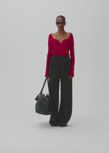 Load and play video in Gallery viewer, AW24 KNITWEAR 06 TOP RED
