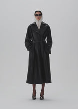 Load and play video in Gallery viewer, RE25 LEATHER 11 COAT BLACK
