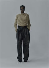 Load and play video in Gallery viewer, AW25 KNITWEAR 23 SWEATER BEIGE
