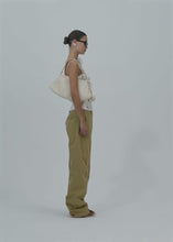 Load and play video in Gallery viewer, PF25 BLOUSE 12 CREAM PRINT
