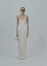 Load and play video in Gallery viewer, PF25 DRESS 30 CREAM
