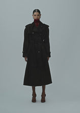 Load and play video in Gallery viewer, SS25 LEATHER 02 COAT BROWN SUEDE

