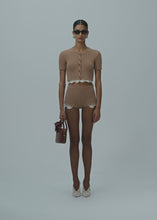 Load and play video in Gallery viewer, SS25 KNITWEAR 08 SHORTS CARAMEL
