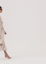 Load and play video in Gallery viewer, Lightweight relaxed trench coat in beige
