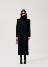 Load image into Gallery viewer, Long classic wool coat in black

