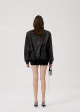 Load image into Gallery viewer, Oversized leather bomber jacket in black

