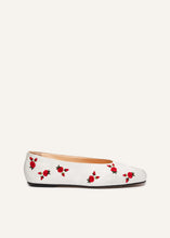 Load image into Gallery viewer, PF23 BALLET FLATS EMBROIDERY SATIN CREAM
