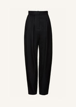 Load image into Gallery viewer, Shaldon pants in black
